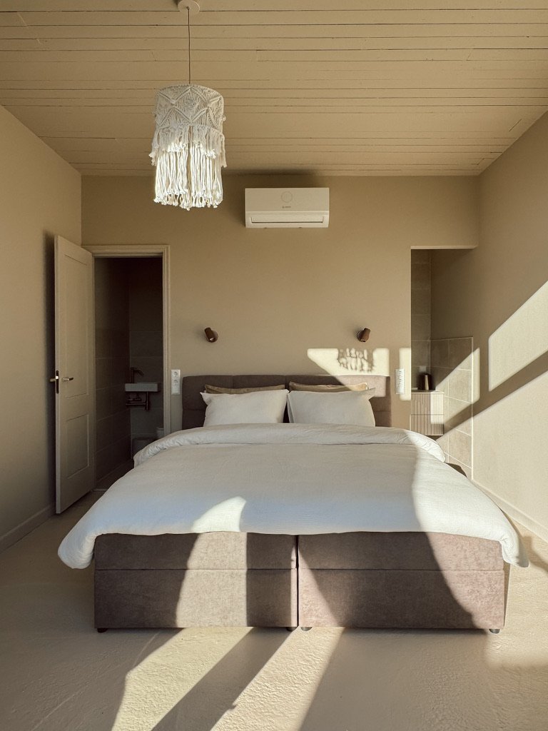 5E981392-5D38-4757-9B81-FDE75E7B98EC_1_105_c